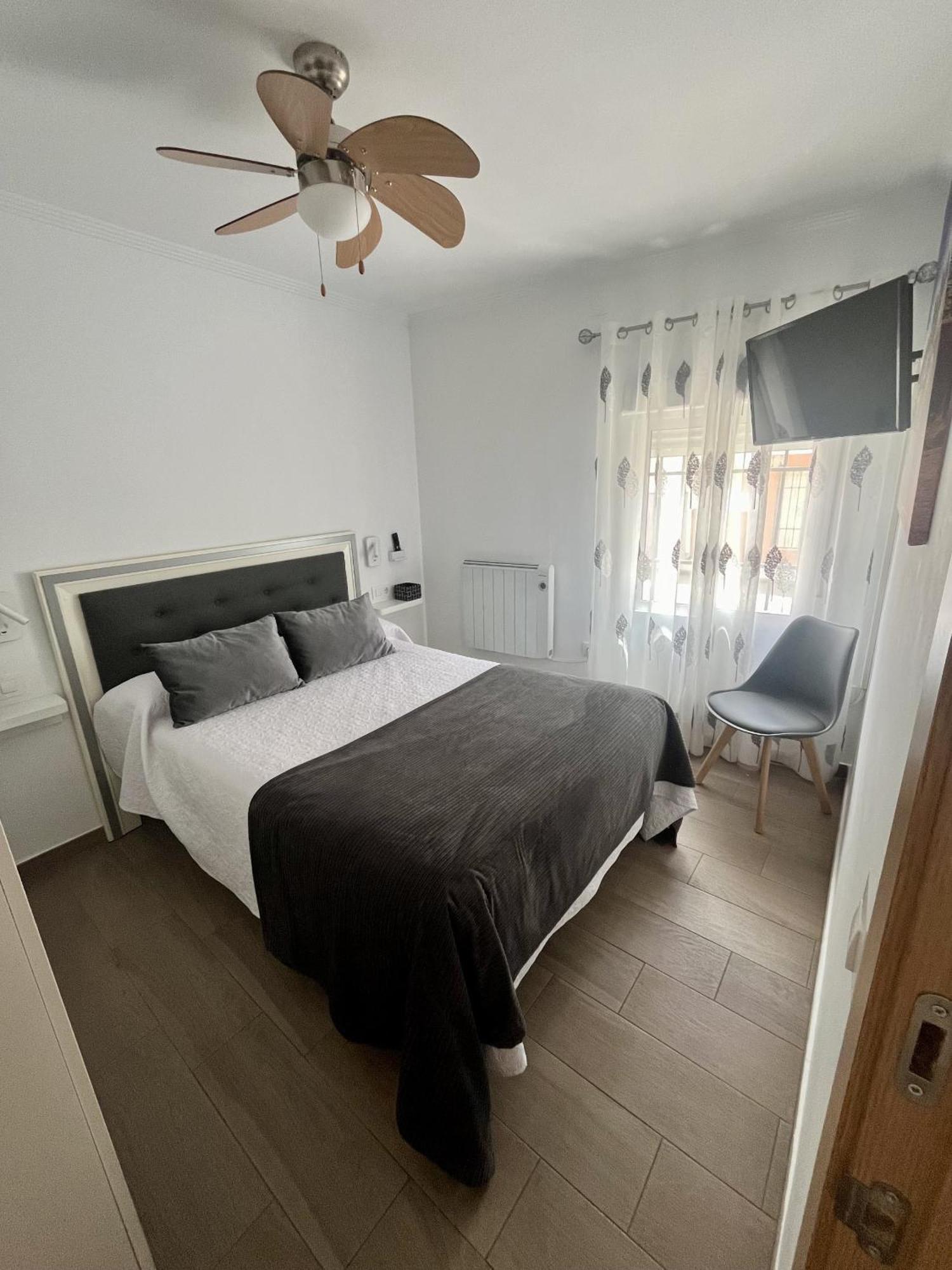 Apartmán Casa Godoy Caces Exteriér fotografie